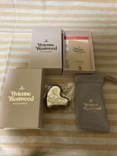 new unused guaranteed Vivienne