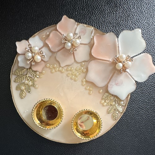 Round floral tea - light, candle