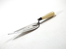 VICTORIAN TROWL FORM SILVER BOOK MARK WITH MOTHER OF PEARL HANDLE REF 416/1