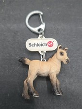 Schleich 82891 - EXCLUSIVE buckskin fabella foal keyring. VERY RARE.
