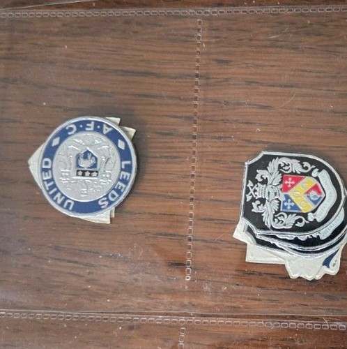 Esso football foil - foil, badge