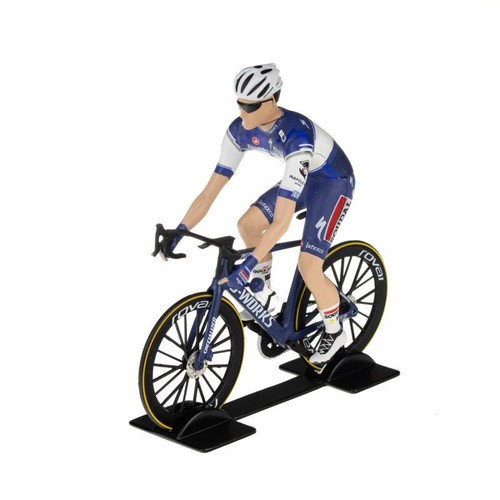 Cyclist alaphilippe quick - cyclist,