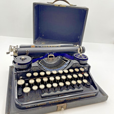 Vintage Underwood 3 Row Portable Typewriter With Case Serial Number 101490   W10