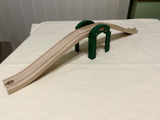 Brio/Thomas the Tank Engine & Friends - Green Road Bridge (used)