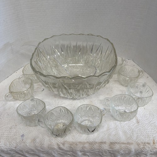 Vtg glass punch - vtg, bowl