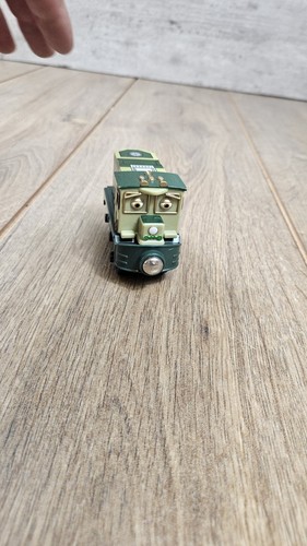 Chuggington dunbar wooden tomy - chuggington,