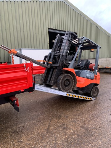 Aluminium loading ramps - loading,
