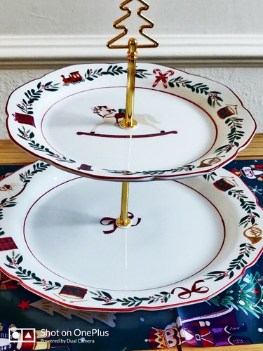 Christmas cake stand tier - christmas,