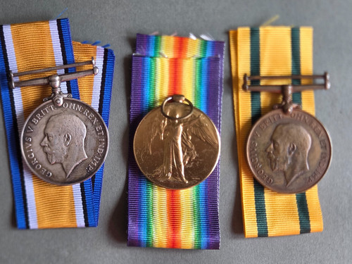 Gvi territorial medal - gvi,, trio