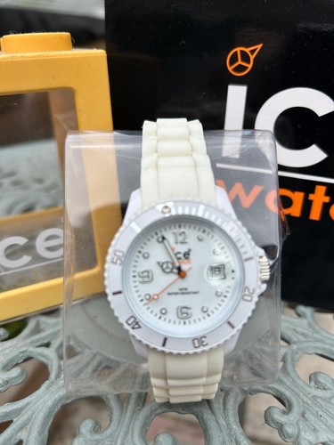 Ice watch white 2012 - ice, 2012.