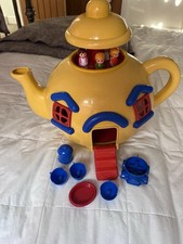 Vintage Bluebird Teapot With