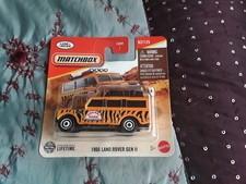 Matchbox Cars 2025  LAND ROVER GEN 2 1966 SAFARI PARK  NEW on Card. Safari Park