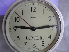 VINTAGE L.N.E.R. RAILWAY CLOCK - GENALEX ELECTRIC - WHITE BAKELITE CASE 6" DIAL