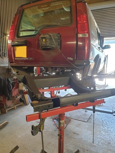 Landrover discovery rear - landrover,