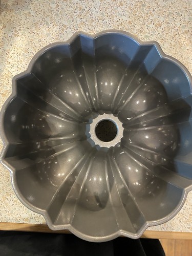 Nordic ware original bundt pan - bundt,