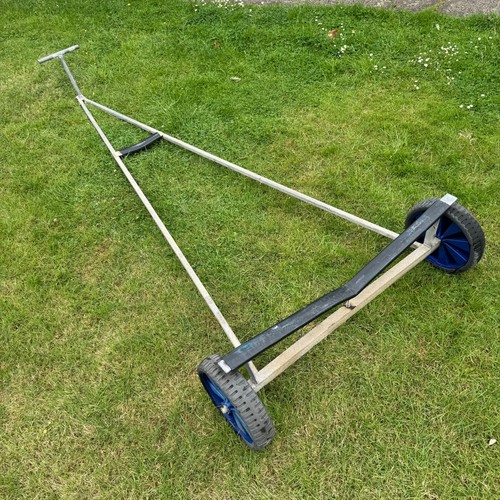 Galvanised dinghy launching - galvanised,