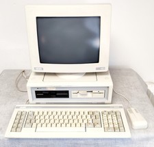Amstrad PC1640SD With Monitor & Keyboard & Mouse 
