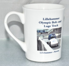 1994 WINTER OLYMPICS LILLEHAMMER BOBSLEIGH CERAMIC MUG - NEW & UNUSED
