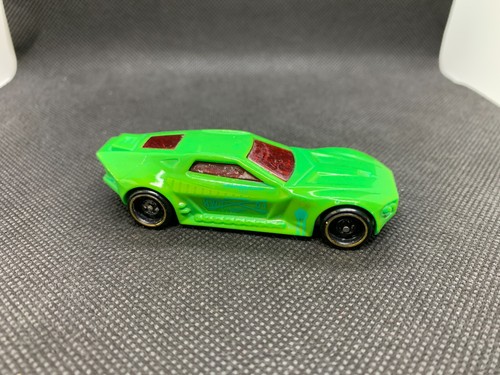 Hot wheels bullet - hot,