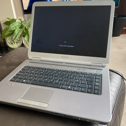 Sony vaio vgn nr21j pcg - vaio, vgn-nr21j