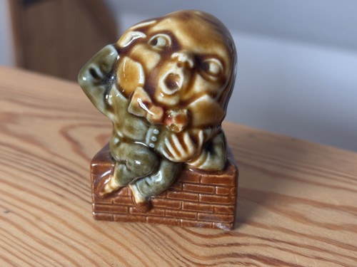 Wade whimsie humpty dumpty - wade,