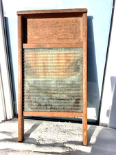 ANTIQUE VINTAGE RIBBED GLASS & WOODEN FRAME WASHBOARD