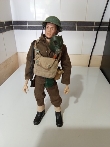 Vintage action man british - action,