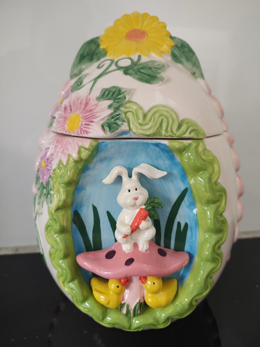 Cookie jar easter egg - cookie,