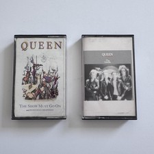 Two queen vintage collectible - vintage,