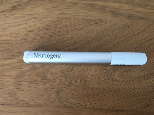 Neutrogena visibly clear acne - neutrogena,