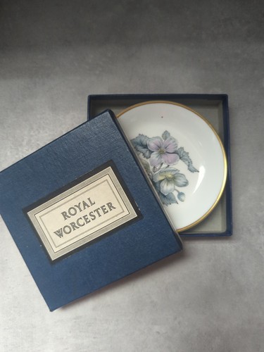 Royal worcester bone - royal, china