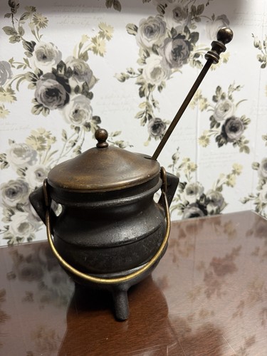 Cast iron smudge pot - cast,