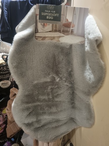 Light grey sheepskin faux - grey,