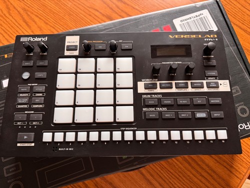 Roland verselab music - roland, mv-1