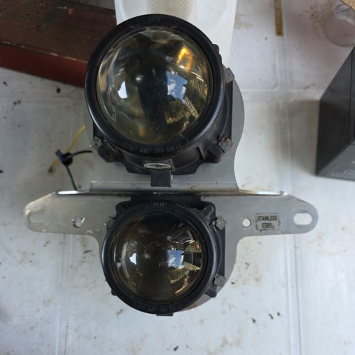 Streetfighter twin lights - streetfighter,