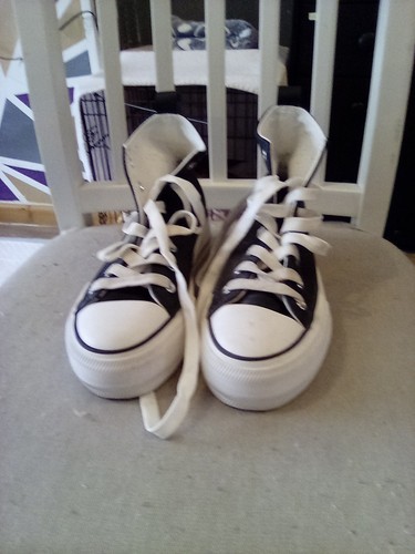 Ladies size high top - size, 5