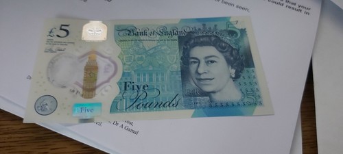 Pound note with serial - note,
