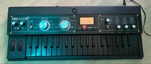 Korg microkorg limited - xl+,