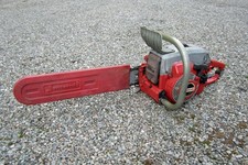 Jonsered 621 Chainsaw with