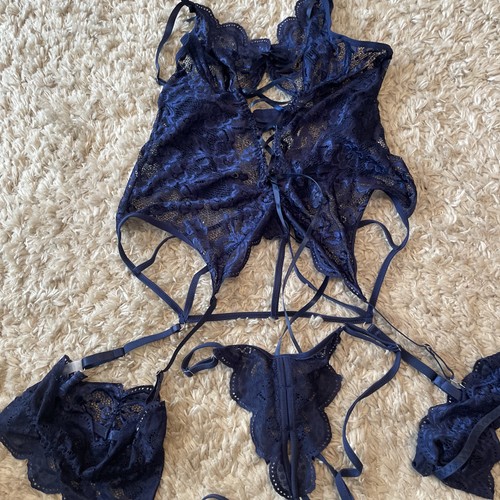 New lace basque - new,
