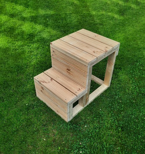 Horse timber mounting - mounting,