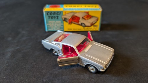 Corgi toys 320 - corgi,
