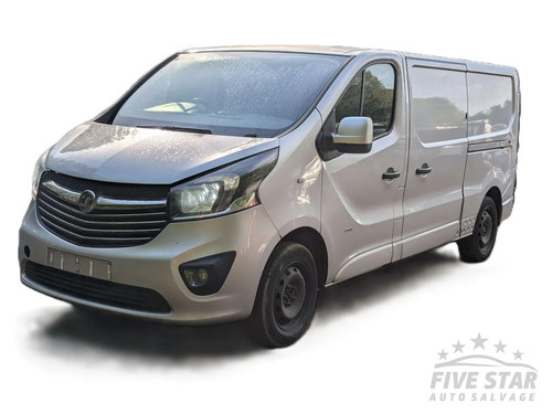 Vauxhall vivaro front quarter - front,