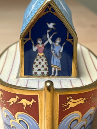 Royal crown derby treasures - royal,