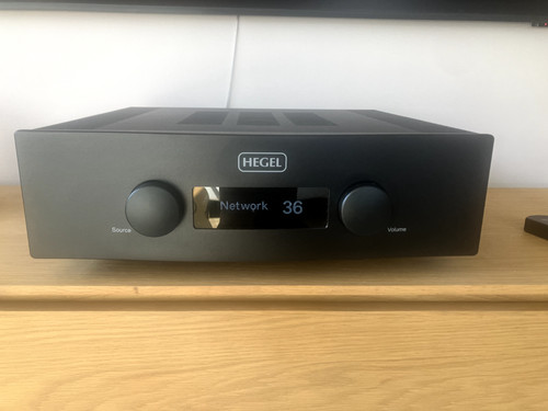 Hegel h390 integrated - h390,