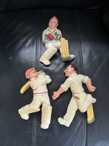Cricket trophy 3 novelty - cricket,