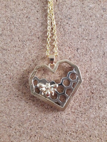 New handmade gold heart - new-handmade,
