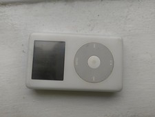 Apple iPod Classic 4th Generation White  20GB Spares Or Repair