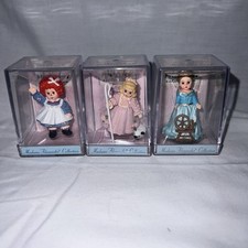 Madame Alexander Mini