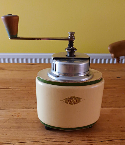 Vintage coffee grinder era - vintage,